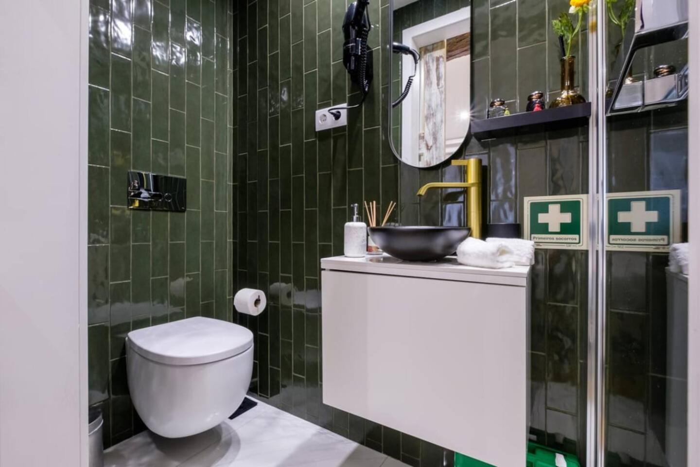 Casa Velhinha - Design, Culture And Comfort In Guimarães Eksteriør bilde