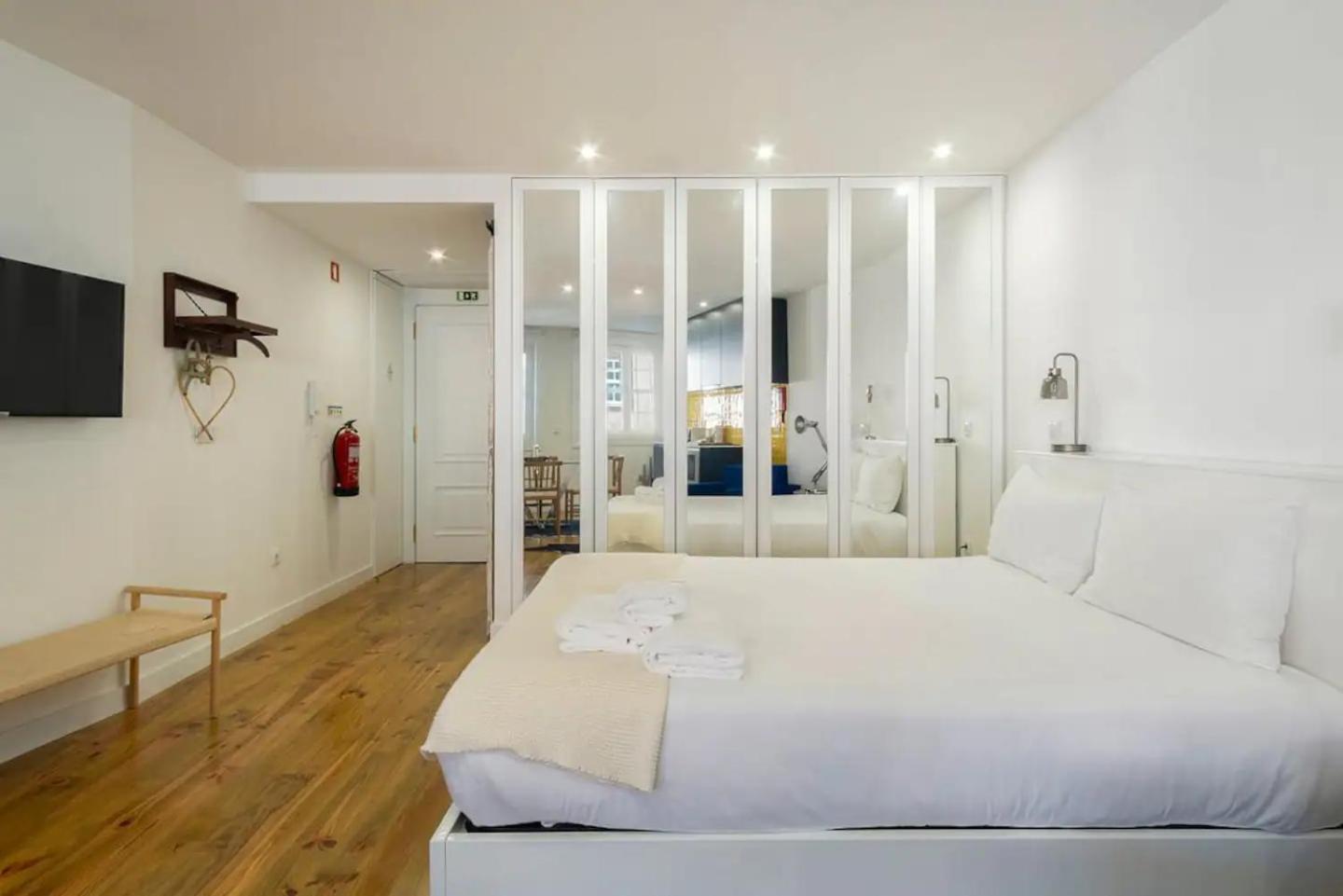 Casa Velhinha - Design, Culture And Comfort In Guimarães Eksteriør bilde